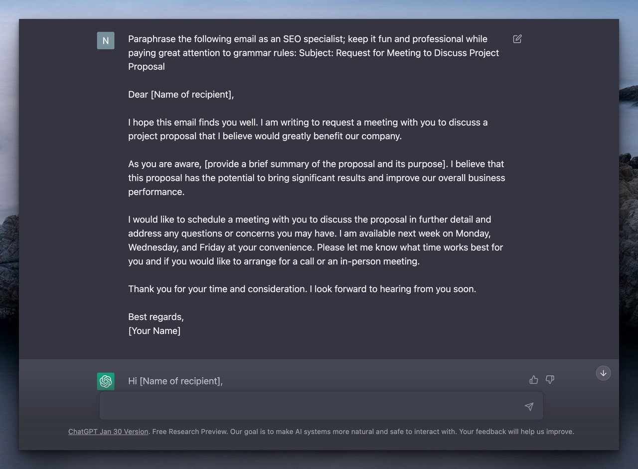 ChatGPT chatbot paraphrasing an email according to a prompt provided