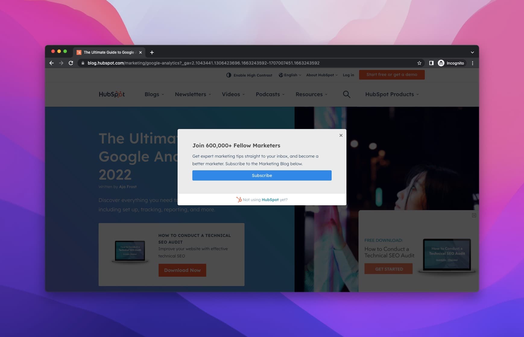 the popup of HubSpot on a dark background with a subscription button